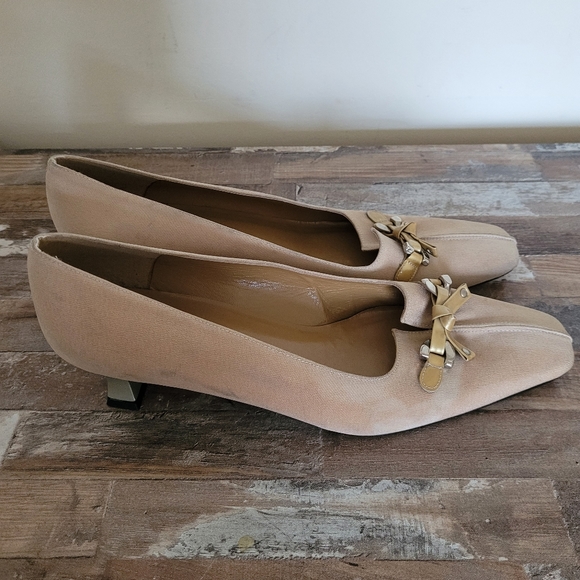 Stuart Weizman heels/shoes. Square toes. - Picture 8 of 8